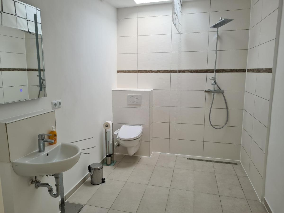 Fafa Home With Pool Έσσεν Εξωτερικό φωτογραφία