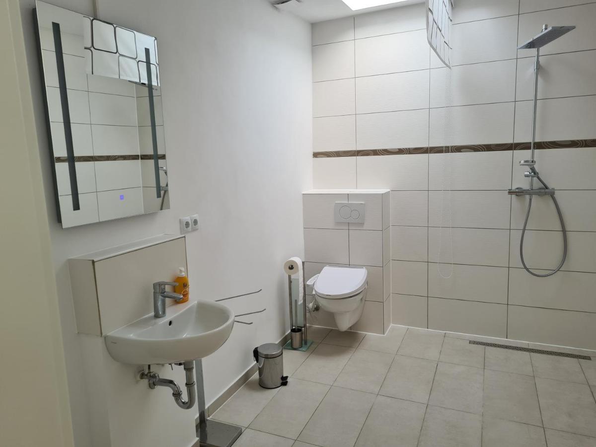 Fafa Home With Pool Έσσεν Εξωτερικό φωτογραφία