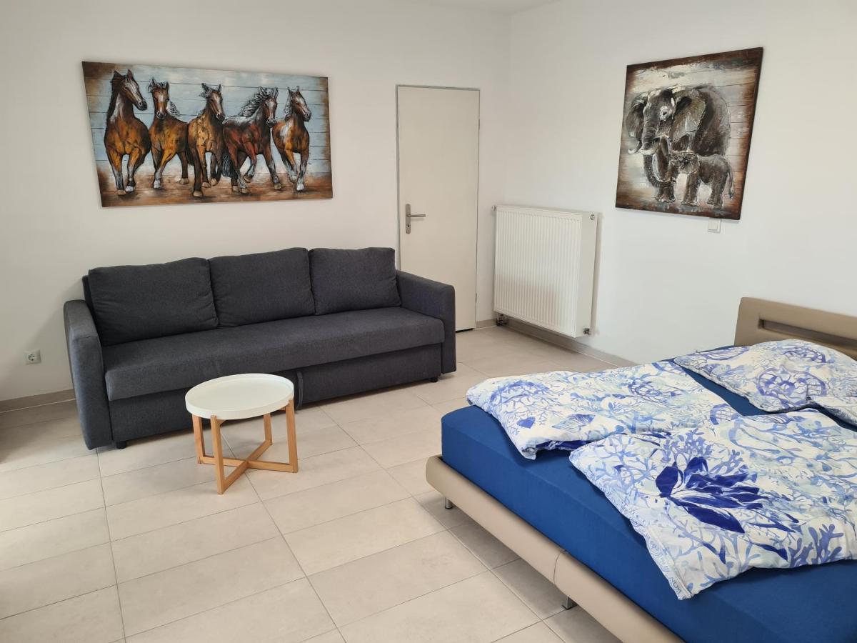 Fafa Home With Pool Έσσεν Εξωτερικό φωτογραφία