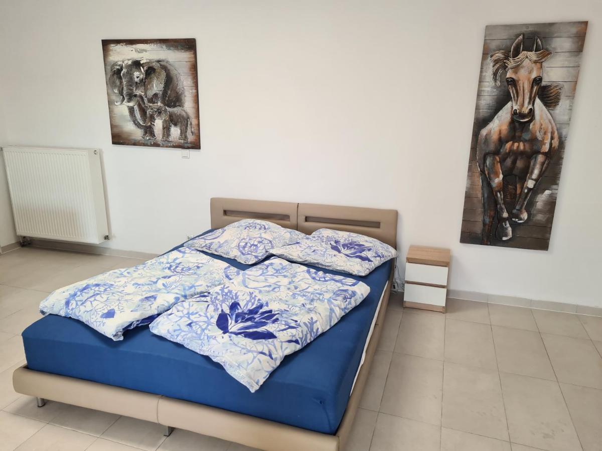 Fafa Home With Pool Έσσεν Εξωτερικό φωτογραφία