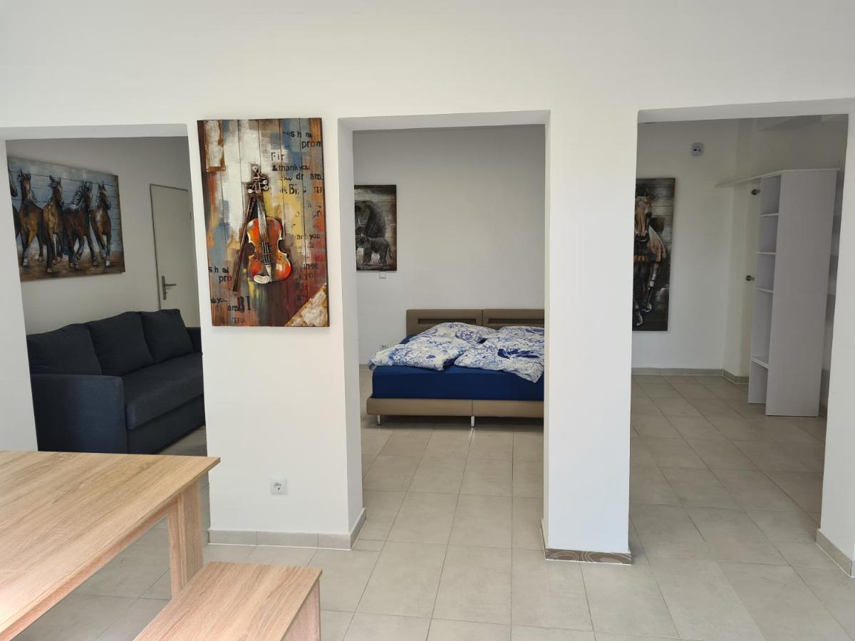 Fafa Home With Pool Έσσεν Εξωτερικό φωτογραφία