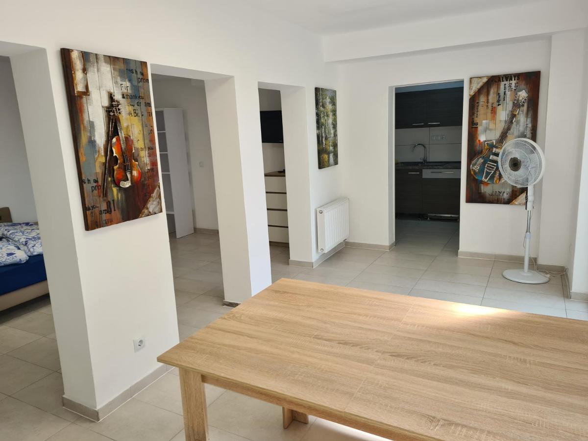 Fafa Home With Pool Έσσεν Εξωτερικό φωτογραφία