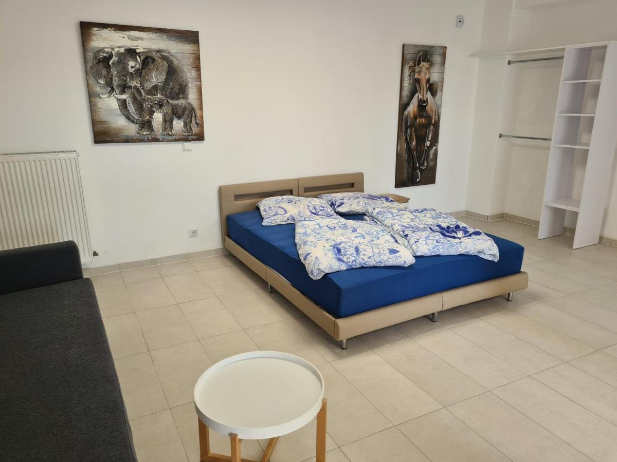 Fafa Home With Pool Έσσεν Εξωτερικό φωτογραφία