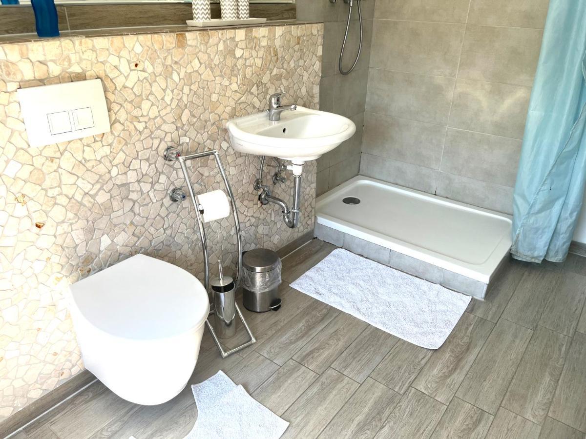Fafa Home With Pool Έσσεν Εξωτερικό φωτογραφία