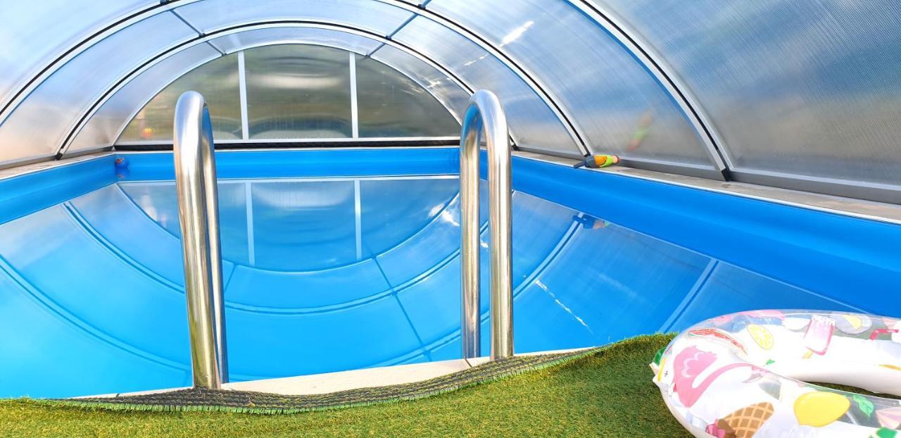 Fafa Home With Pool Έσσεν Εξωτερικό φωτογραφία