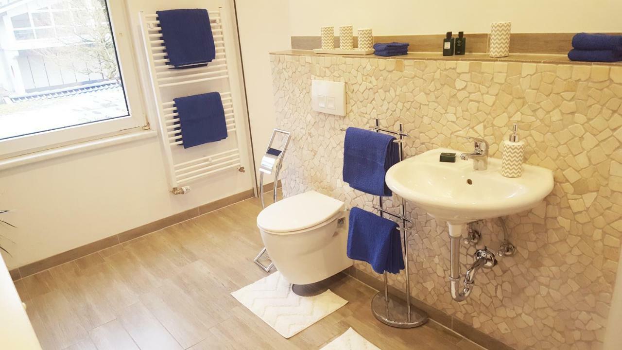 Fafa Home With Pool Έσσεν Εξωτερικό φωτογραφία